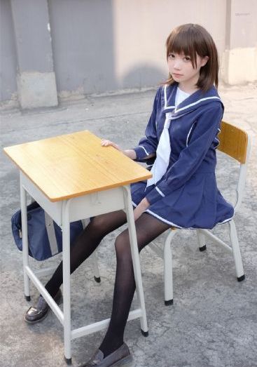 国产90后美女露脸在线观看_4K全集免费播放