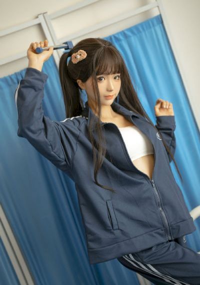 五月天一区二区精品_国语版中文版