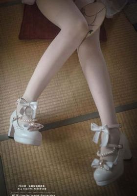 国产人与少女bbwbabes_4K完整版观看