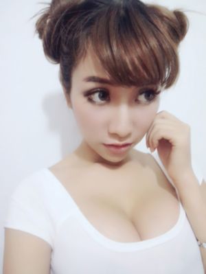 蜜色av综合在线播放网站_DVD电影全集观看