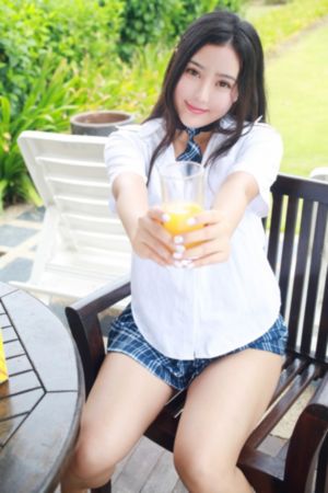 亚洲丰满熟女一区二区蜜桃_2019国语AV首页