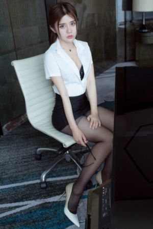 婷婷六月国产精品久久不卡_超清在线播放观看