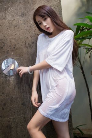 超碰av中文字幕_超清免费在线观看