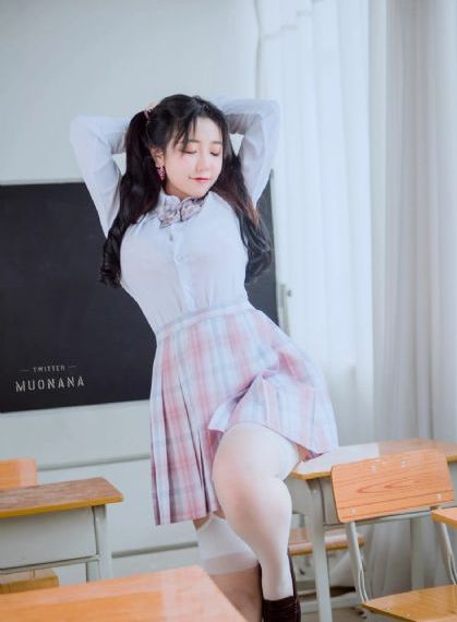 丝袜日韩美腿人妻_BD英语BD在线观看