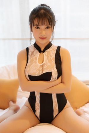 美女张开大腿让男人桶_中文字幕在线观看