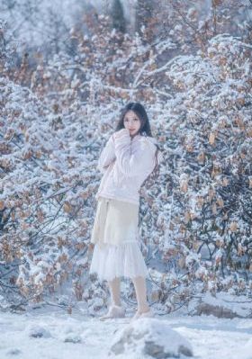 日韩三级视频在线_超清电影全集观看